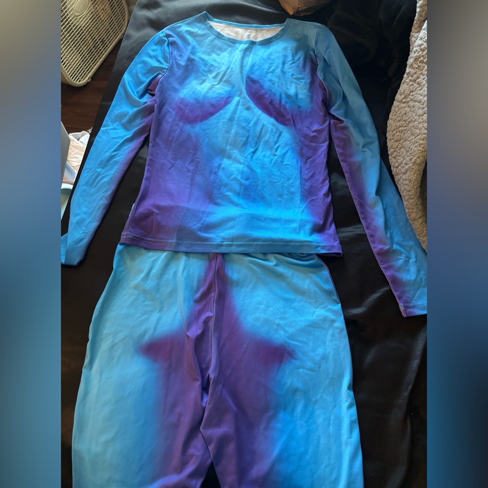 Long Sleeve Body Print Legging Set